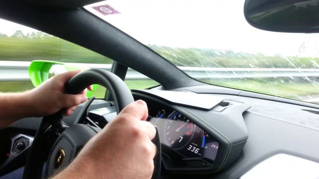 VIDEO: Ατύχημα με 312 km/h για μία Huracan 